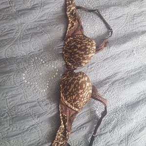 Victorias secret print and lace bra
